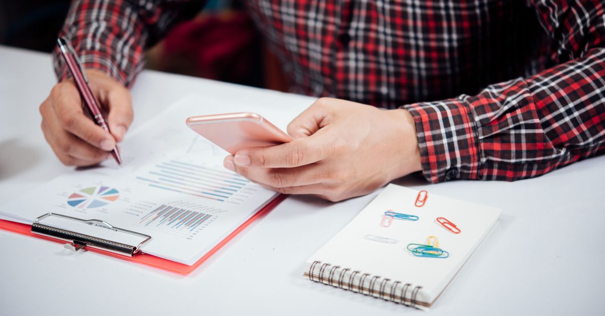 On-page SEO checklist for website performance improvement.